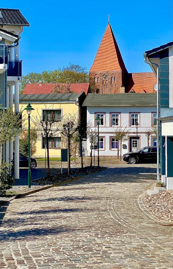 Gemuetliche Ferienwohnung Sagard Bagian luar foto