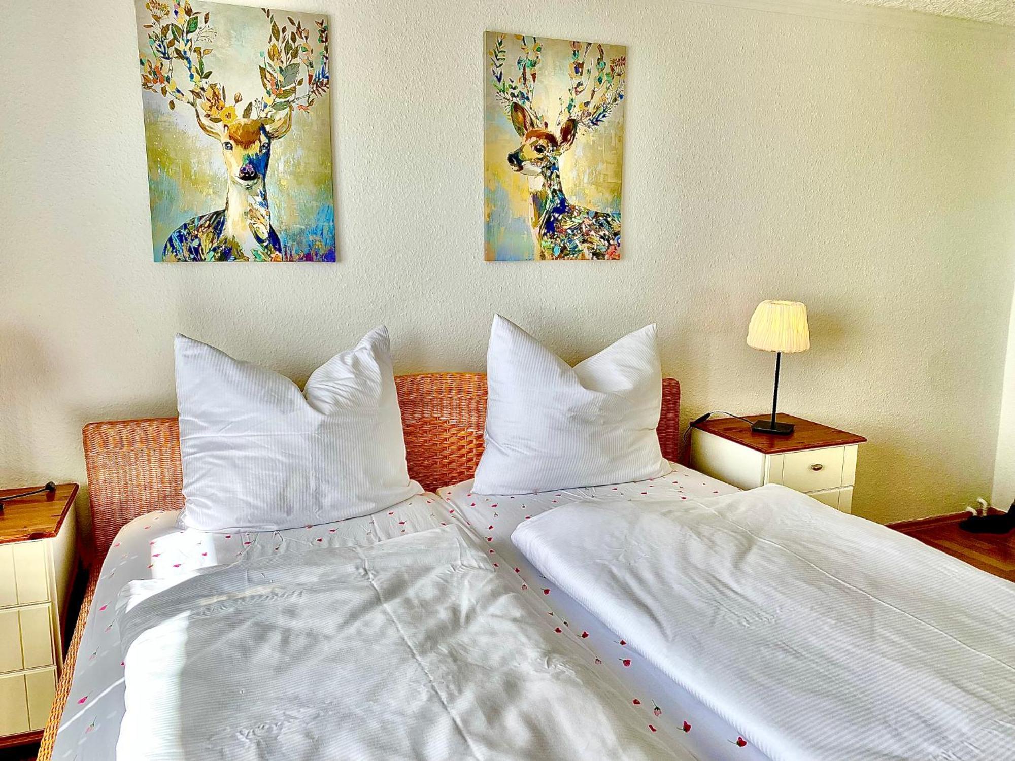 Gemuetliche Ferienwohnung Sagard Bagian luar foto